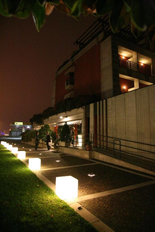 Hotel Pergola เลนญาโก ภายนอก รูปภาพ